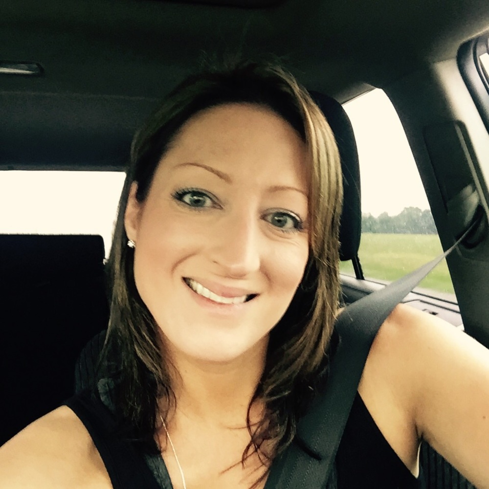Meet your Posher, Alexis